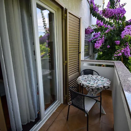 Apartament And Frane *