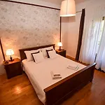 And Frane Apartment Palit