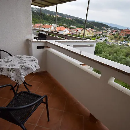 Appartement And Frane *