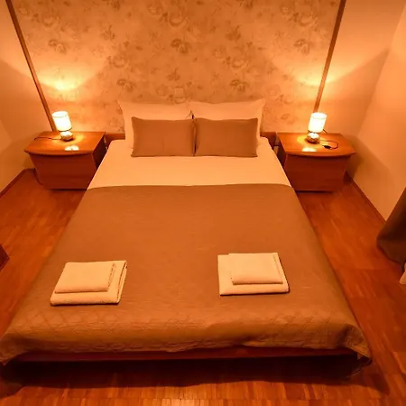 And Frane Appartement Palit