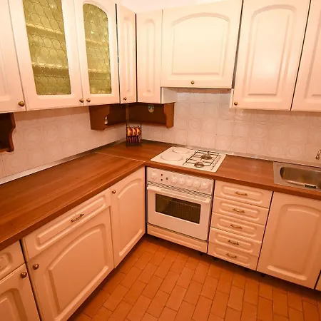 Appartement And Frane Palit